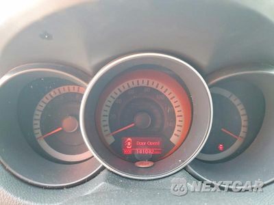 Zdjęcie 9 z 12 samochodu: 2010 KIA FORTE SX VIN:KNAFW4A38A5140243 - miniatura