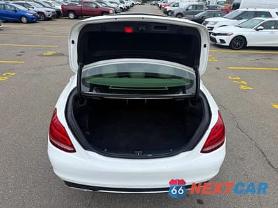 Zdjęcie 14 z 14 samochodu: 2017 MERCEDES-BENZ C 300 4MATIC VIN:55SWF4KB7HU198313 - miniatura