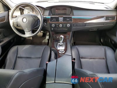 Zdjęcie 8 z 12 samochodu: 2008 BMW 528 I VIN:WBANU53578CT15190 - miniatura