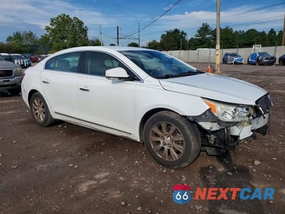 Czwarte zdjęcie samochodu z boku: 2012 BUICK LACROSSE VIN:1G4GC5ER4CF204713 - miniatura