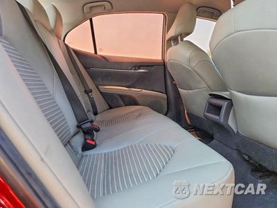 Zdjęcie 10 z 12 samochodu: 2018 TOYOTA CAMRY SE VIN:4T1B11HK0JU617342 - miniatura