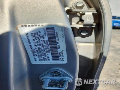 Zdjęcie 12 z 12 samochodu: 1999 TOYOTA COROLLA VE VIN:1NXBR12E7XZ296369 - miniatura