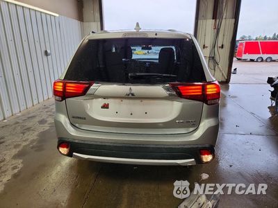 Zdjęcie 6 z 12 samochodu: 2018 MITSUBISHI OUTLANDER SE VIN:JA4AD3A30JZ021179 - miniatura