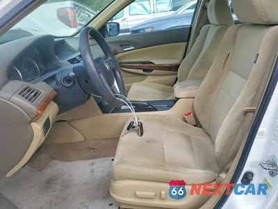 Zdjęcie 7 z 12 samochodu: 2008 HONDA ACCORD EX VIN:1HGCP26718A078416 - miniatura