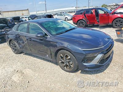 Czwarte zdjęcie samochodu z boku: 2025 HYUNDAI SONATA SEL VIN:KMHL64JA6SA460783 - miniatura