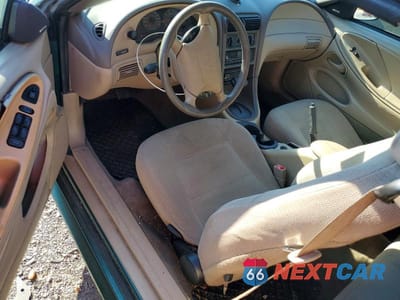 Zdjęcie 8 z 12 samochodu: 2000 FORD MUSTANG VIN:1FAFP4449YF308860 - miniatura