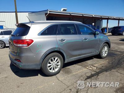 Trzecie zdjęcie samochodu z tyłu: 2016 KIA SORENTO LX V6 VIN:5XYPGDA58GG166668 - miniatura