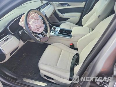Zdjęcie 7 z 12 samochodu: 2024 JAGUAR XF R-DYNAMIC SE VIN:SAJBL4GXXRCY96315 - miniatura
