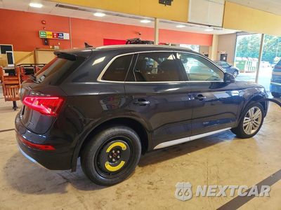Trzecie zdjęcie samochodu z tyłu: 2020 AUDI Q5 PRESTIGE VIN:WA1CNAFY6L2095362 - miniatura