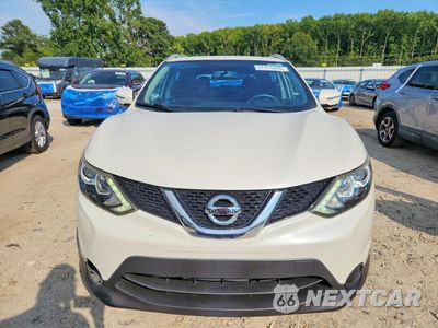 Piąte zdjęcie samochodu w środku: 2017 NISSAN ROGUE SPORT SV VIN:JN1BJ1CP5HW018543 - miniatura