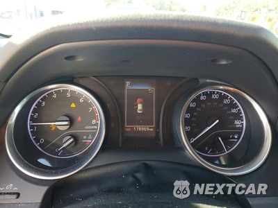 Zdjęcie 9 z 12 samochodu: 2019 TOYOTA CAMRY LE VIN:4T1B11HK1KU814649 - miniatura