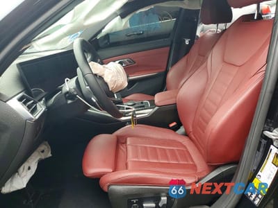 Zdjęcie 7 z 12 samochodu: 2023 BMW 330XI VIN:3MW89FF09P8D40537 - miniatura