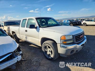 Czwarte zdjęcie samochodu z boku: 2006 GMC NEW SIERRA K1500 VIN:1GTEK19B26Z181150 - miniatura