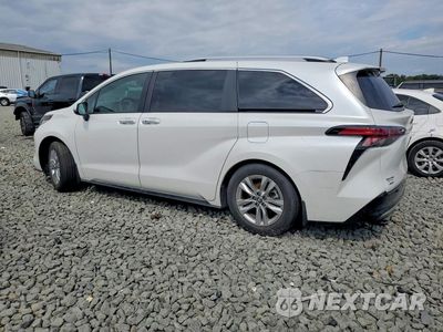 Drugie zdjęcie samochodu z przodu: 2023 TOYOTA SIENNA LIMITED 7-PASSENGER VIN:5TDZSKFC1PS092905 - miniatura