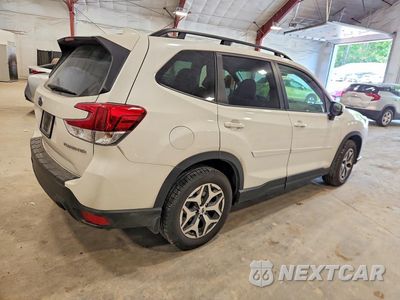 Trzecie zdjęcie samochodu z tyłu: 2023 SUBARU FORESTER PREMIUM VIN:JF2SKAEC4PH462568 - miniatura