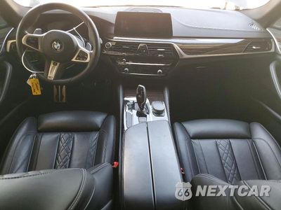 Zdjęcie 8 z 12 samochodu: 2020 BMW M550XI VIN:WBAJS7C08LBN96564 - miniatura