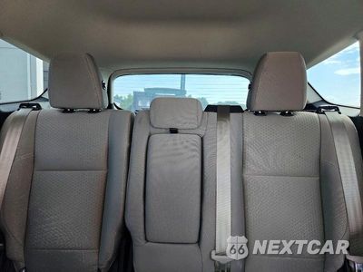 Zdjęcie 10 z 13 samochodu: 2017 FORD ESCAPE SE VIN:1FMCU0GD7HUE83464 - miniatura