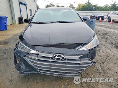 Piąte zdjęcie samochodu w środku: 2019 HYUNDAI ELANTRA SE VIN:5NPD74LF3KH405165 - miniatura
