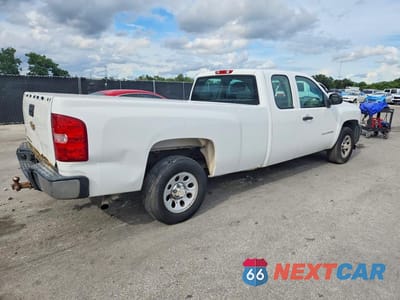 Trzecie zdjęcie samochodu z tyłu: 2012 CHEVROLET SILVERADO C1500 VIN:1GCRCPE08CZ107703 - miniatura
