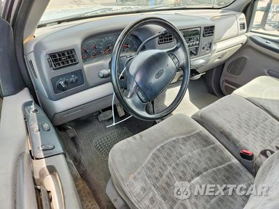 Zdjęcie 8 z 12 samochodu: 1999 FORD F250 SUPER DUTY VIN:1FTNX21S3XED89615 - miniatura