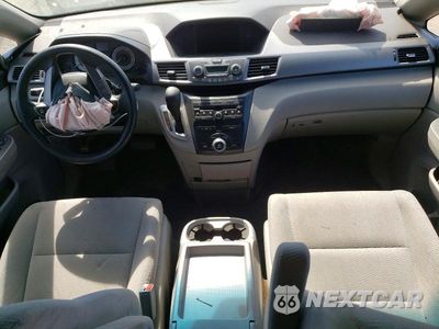 Zdjęcie 8 z 13 samochodu: 2012 HONDA ODYSSEY EX VIN:5FNRL5H45CB135502 - miniatura