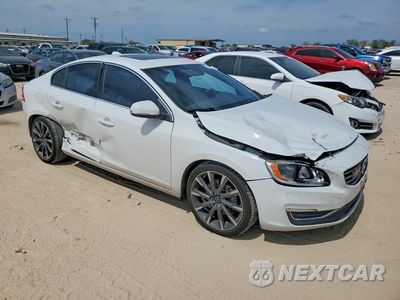Czwarte zdjęcie samochodu z boku: 2015 VOLVO S60 PLATINUM VIN:YV149MFMXF2338327 - miniatura