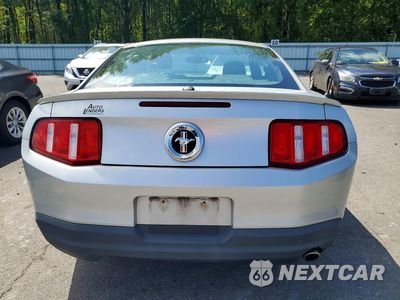 Zdjęcie 6 z 12 samochodu: 2010 FORD MUSTANG VIN:1ZVBP8AN6A5101543 - miniatura