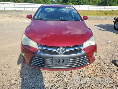 Piąte zdjęcie samochodu w środku: 2016 TOYOTA CAMRY XLE VIN:4T1BF1FK4GU536843 - miniatura