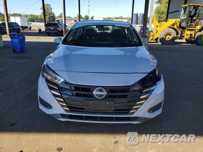 Piąte zdjęcie samochodu w środku: 2025 NISSAN VERSA SV VIN:3N1CN8EV2SL890544 - miniatura