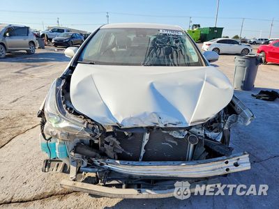 Piąte zdjęcie samochodu w środku: 2019 TOYOTA PRIUS LE VIN:JTDKARFU2K3079080 - miniatura