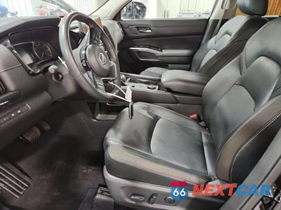Zdjęcie 7 z 13 samochodu: 2024 NISSAN PATHFINDER SL VIN:5N1DR3CD8RC214264 - miniatura