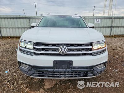 Piąte zdjęcie samochodu w środku: 2018 VOLKSWAGEN ATLAS SEL PREMIUM VIN:1V2NR2CA1JC582748 - miniatura