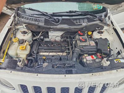 Zdjęcie 11 z 12 samochodu: 2016 JEEP PATRIOT LATITUDE VIN:1C4NJRFBXGD657830 - miniatura