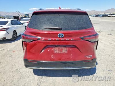 Zdjęcie 6 z 14 samochodu: 2024 TOYOTA SIENNA PLATINUM 7-PASSENGER VIN:5TDERKEC4RS189269 - miniatura