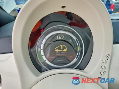 Zdjęcie 9 z 13 samochodu: 2013 FIAT 500 ELECTRIC VIN:3C3CFFGE2DT752652 - miniatura