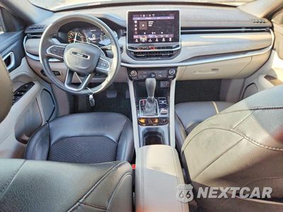 Zdjęcie 8 z 13 samochodu: 2024 JEEP COMPASS LATITUDE VIN:3C4NJDBN7RT592936 - miniatura
