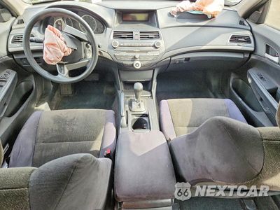 Zdjęcie 8 z 12 samochodu: 2009 HONDA ACCORD VIN:1HGCP26309A177548 - miniatura