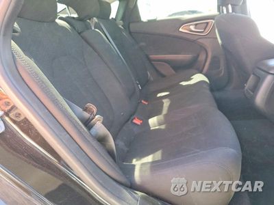 Zdjęcie 10 z 13 samochodu: 2016 CHRYSLER 200 LIMITED VIN:1C3CCCABXGN112800 - miniatura