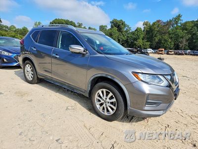 Czwarte zdjęcie samochodu z boku: 2018 NISSAN ROGUE SV VIN:KNMAT2MVXJP568679 - miniatura