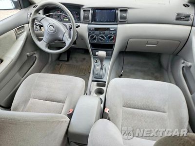 Zdjęcie 8 z 12 samochodu: 2004 TOYOTA COROLLA CE VIN:2T1BR32E14C181128 - miniatura