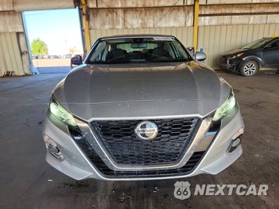 Piąte zdjęcie samochodu w środku: 2020 NISSAN ALTIMA SV VIN:1N4BL4DV6LC284076 - miniatura