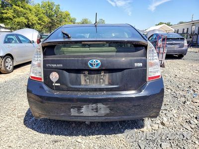 Zdjęcie 6 z 12 samochodu: 2010 TOYOTA PRIUS III VIN:JTDKN3DU8A0096731 - miniatura