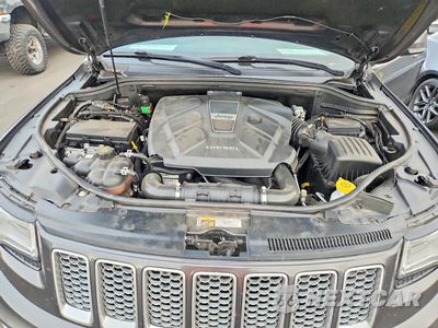 Zdjęcie 11 z 12 samochodu: 2016 JEEP GRAND CHEROKEE SUMMIT VIN:1C4RJFJM2GC389385 - miniatura