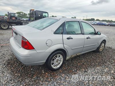 Trzecie zdjęcie samochodu z tyłu: 2007 FORD FOCUS ZX4 VIN:1FAFP34N67W312138 - miniatura