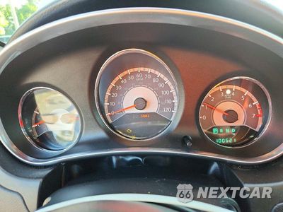 Zdjęcie 9 z 12 samochodu: 2012 CHRYSLER 200 LX VIN:1C3CCBAB8CN145475 - miniatura