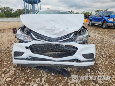 Piąte zdjęcie samochodu w środku: 2017 CHEVROLET CRUZE LS VIN:1G1BC5SM8H7127443 - miniatura