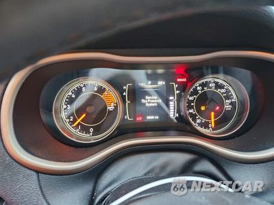 Zdjęcie 9 z 13 samochodu: 2017 JEEP CHEROKEE LATITUDE VIN:1C4PJMCS5HW505881 - miniatura