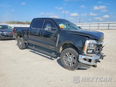 Czwarte zdjęcie samochodu z boku: 2023 FORD F250 SUPER DUTY VIN:1FT8W2BT6PEC23354 - miniatura