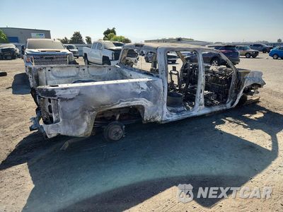 Trzecie zdjęcie samochodu z tyłu: 2018 CHEVROLET SILVERADO K1500 LT VIN:3GCUKREC5JG179121 - miniatura