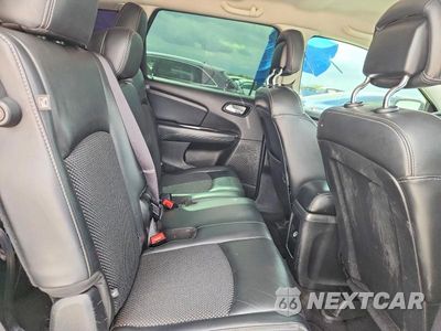 Zdjęcie 11 z 13 samochodu: 2017 DODGE JOURNEY CROSSROAD VIN:3C4PDCGB9HT637513 - miniatura
